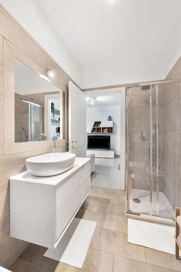 Budapest Design E Piscina Apartment Rome